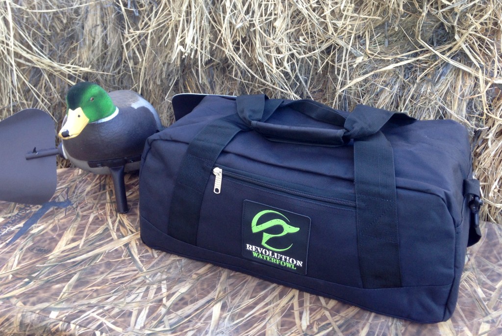 Motion decoy carry bag Revolution Waterfowl Mallard Duck Spinning
